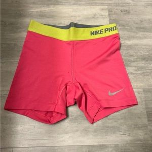 Nike Pro